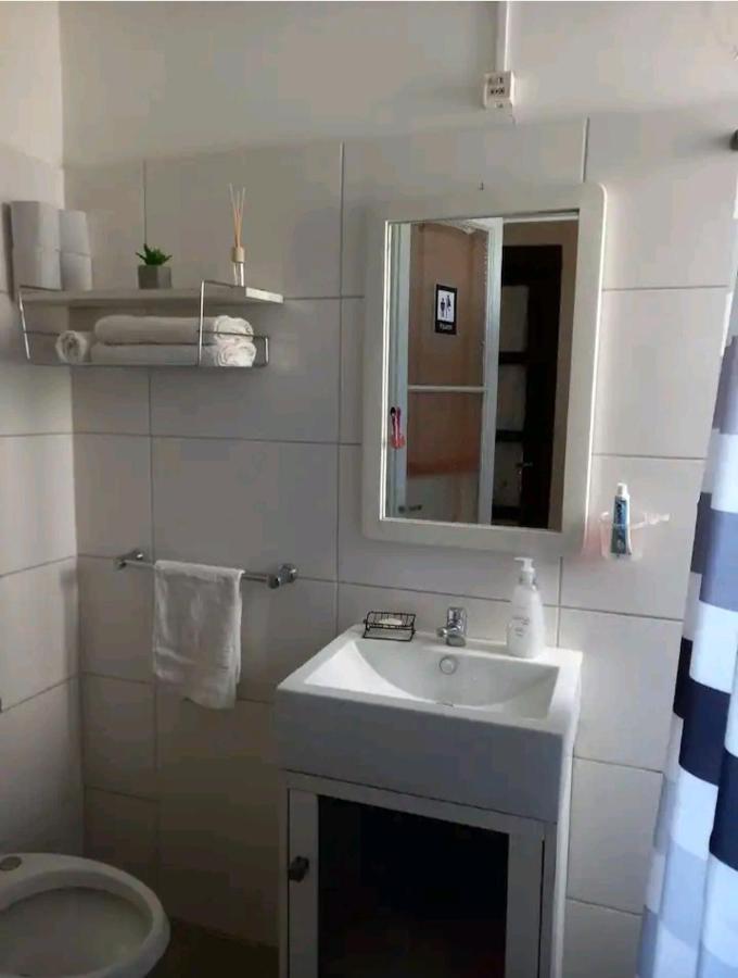 Cálido Apartamento A 8 Cuadras Del Mar Y A 3 De 18 Julio Hay Una Gatita Apartamento Montevideo
